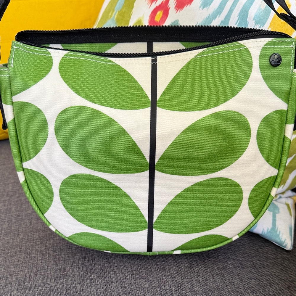 Orla Kiely Green Leaf Crossbody Bag - Picture 3 of 11